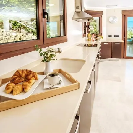 Villa Casa Orquidea - Luxury 4 Bedroom *