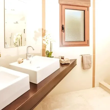 Casa Orquidea - Luxury 4 Bedroom Villa *