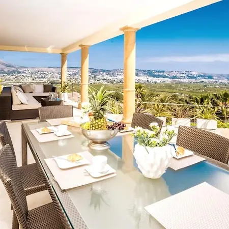Casa Orquidea - Luxury 4 Bedroom *