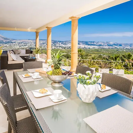 Casa Orquidea - Luxury 4 Bedroom Villa