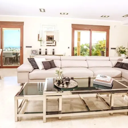 Casa Orquidea - Luxury 4 Bedroom *