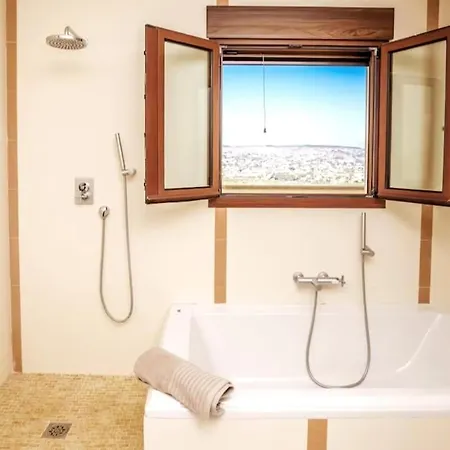 Βίλα Casa Orquidea - Luxury 4 Bedroom Γιαβέα