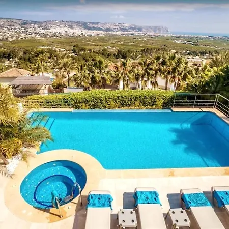 Casa Orquidea - Luxury 4 Bedroom Γιαβέα
